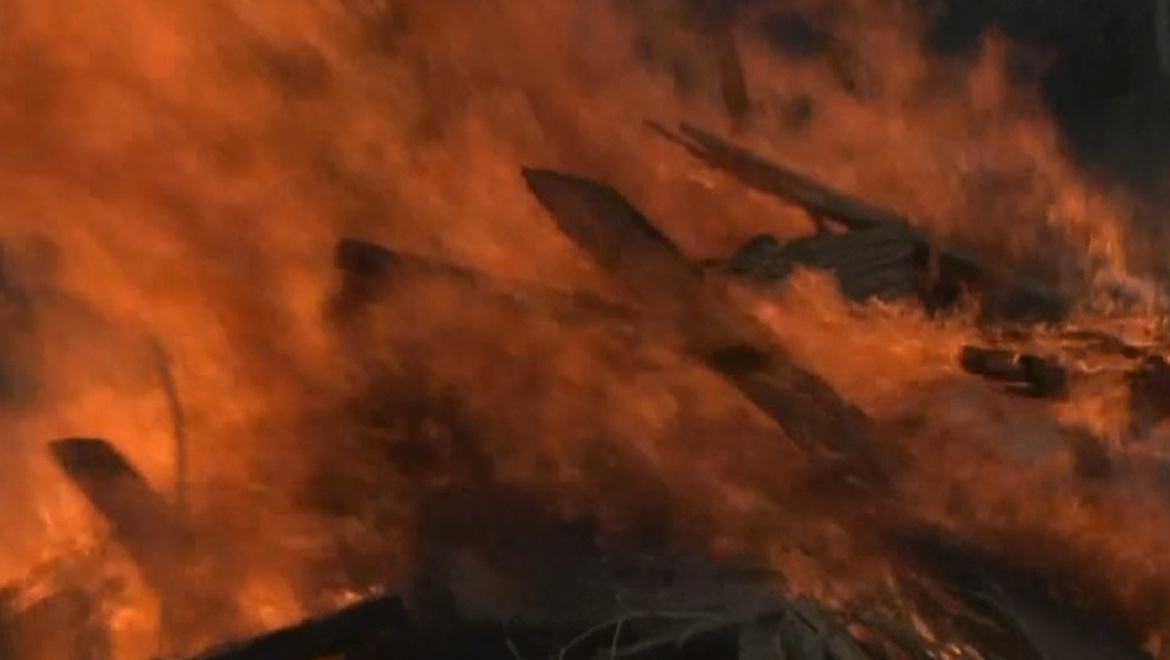 Охранники спасли женщину из пожара